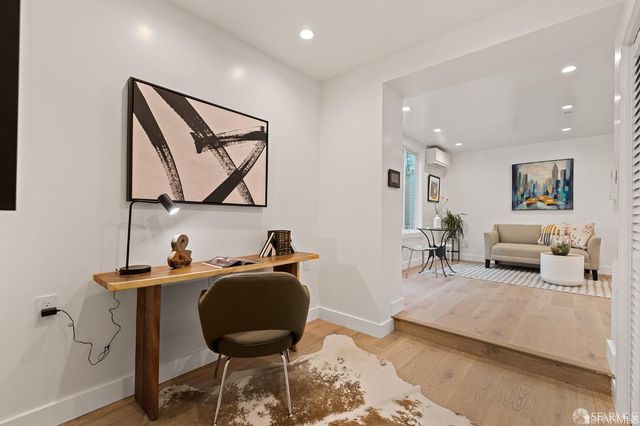 4431 20th Street A, San Francisco, CA 94114