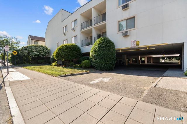 34 Crescent Street 1H, Stamford, CT 06906