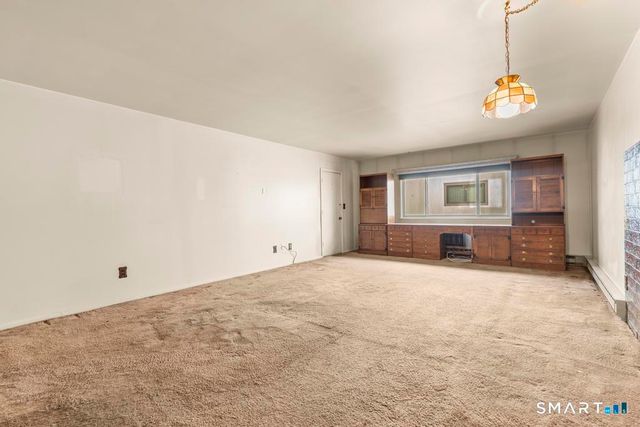 34 Crescent Street 1H, Stamford, CT 06906
