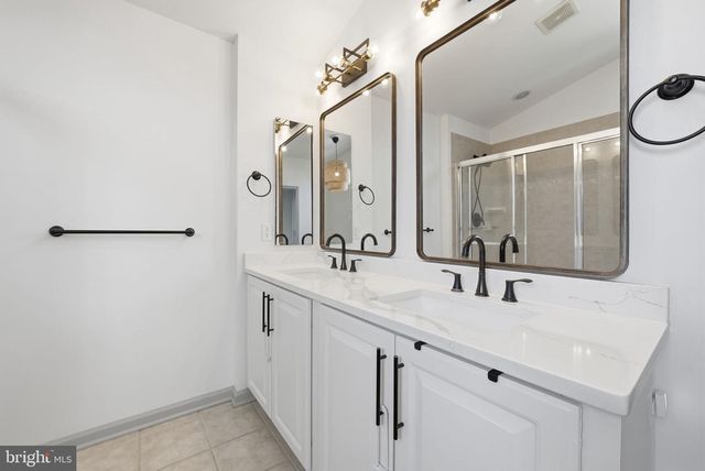 2488 PORT POTOMAC AVE, Woodbridge, VA 22191