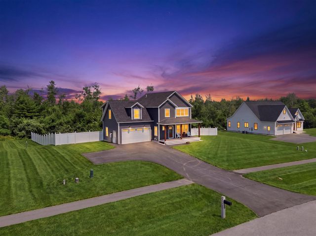 418 Blane Circle, Pembroke, NH 03275