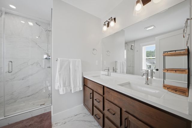 418 Blane Circle, Pembroke, NH 03275
