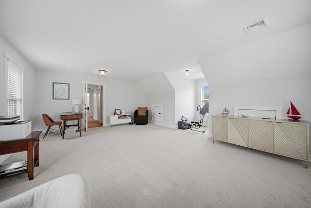 418 Blane Circle, Pembroke, NH 03275