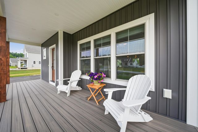 418 Blane Circle, Pembroke, NH 03275