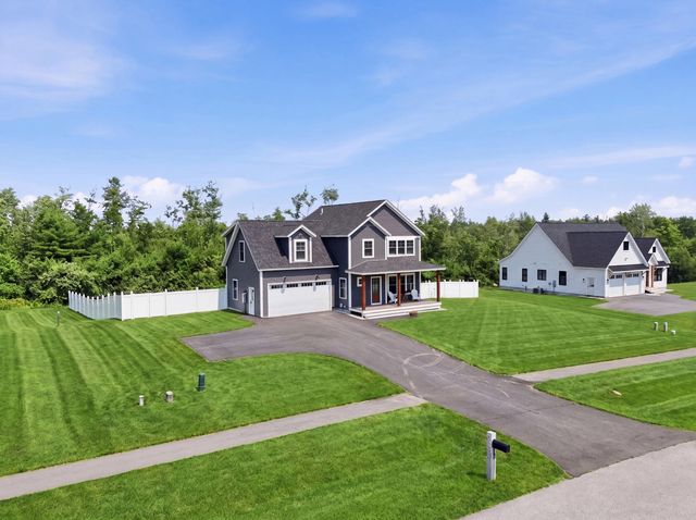 418 Blane Circle, Pembroke, NH 03275