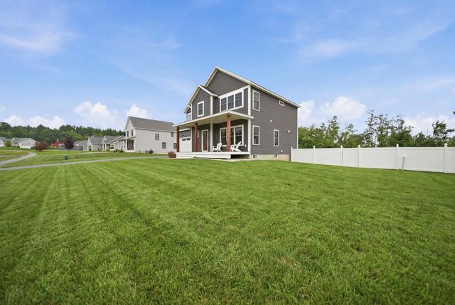 418 Blane Circle, Pembroke, NH 03275