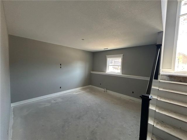 1903 Owen Drive, Pleasant Hill, MO 64080