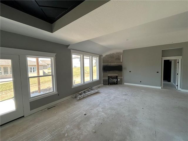 1903 Owen Drive, Pleasant Hill, MO 64080