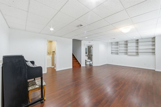 1930 N Cardington St, Wichita, KS 67212