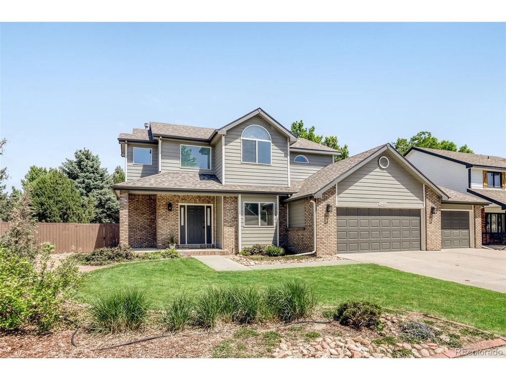 2606 Willow Creek Dr, Fort Collins, CO 80525