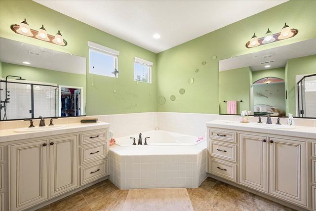 7247 Orchard Cir, Penryn, CA 95663