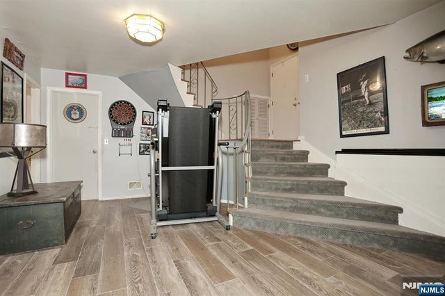 6 Cooper Drive, Wanaque, NJ 07465