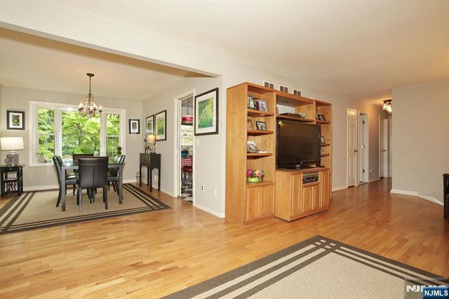 6 Cooper Drive, Wanaque, NJ 07465