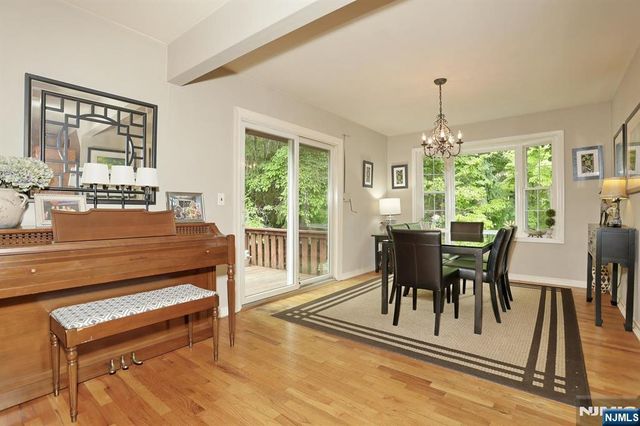 6 Cooper Drive, Wanaque, NJ 07465