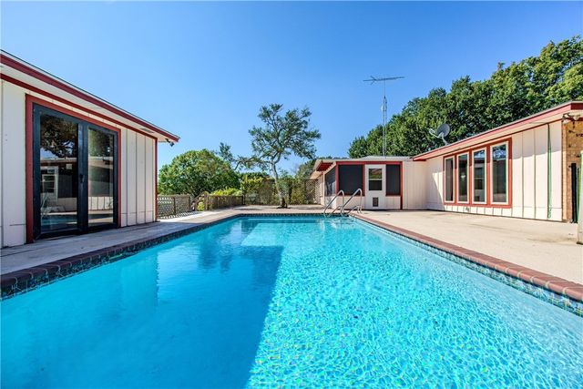 1051 FM 109, Brenham, TX 77833