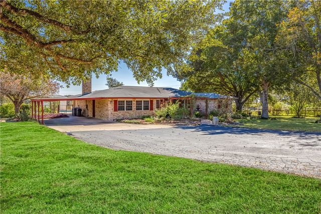 1051 FM 109, Brenham, TX 77833