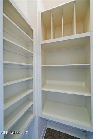 215 Tucker Drive, Brandon, MS 39042