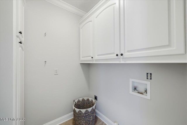 215 Tucker Drive, Brandon, MS 39042