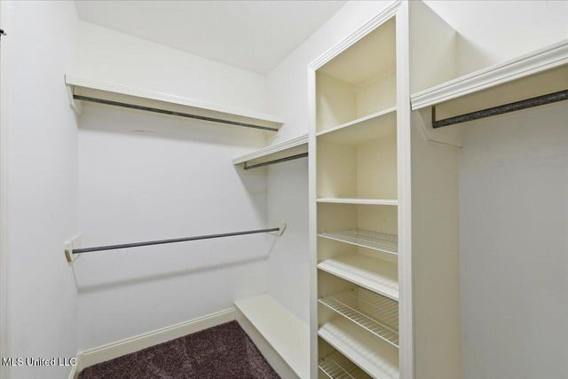 215 Tucker Drive, Brandon, MS 39042