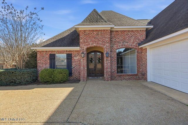 215 Tucker Drive, Brandon, MS 39042