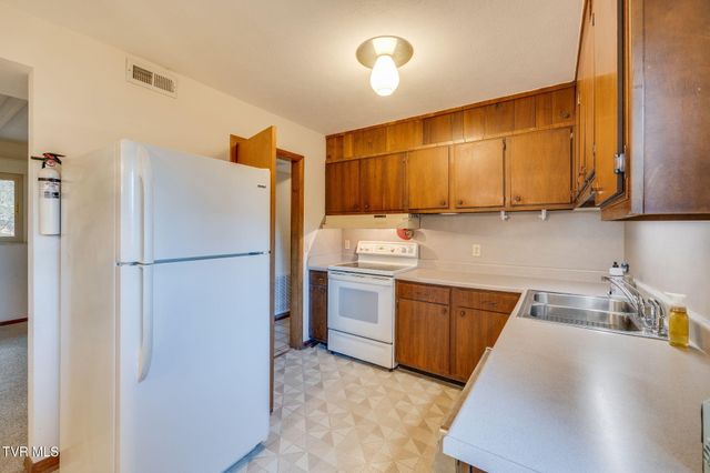 4422 Rustic Way, Kingsport, TN 37664