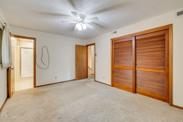 4422 Rustic Way, Kingsport, TN 37664