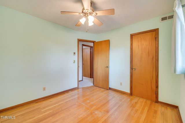 4422 Rustic Way, Kingsport, TN 37664