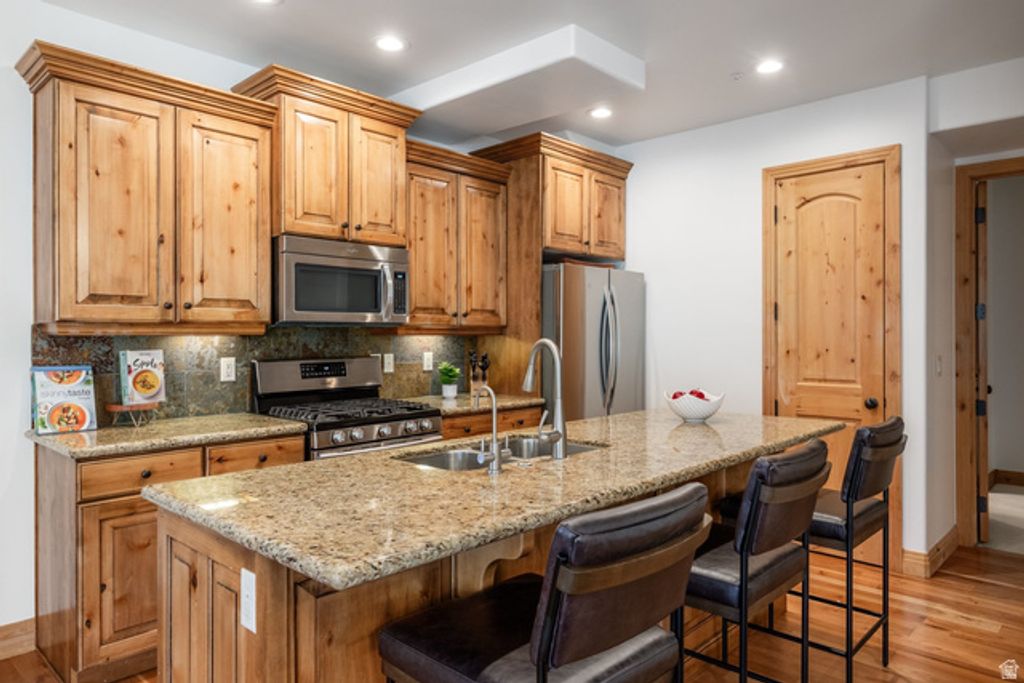 Image 13 of property listing at 3033 CANYON LINKS DR, Park City, UT 84098