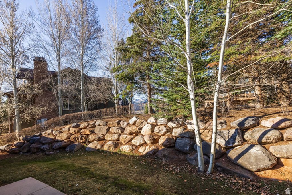 Image 25 of property listing at 3033 CANYON LINKS DR, Park City, UT 84098
