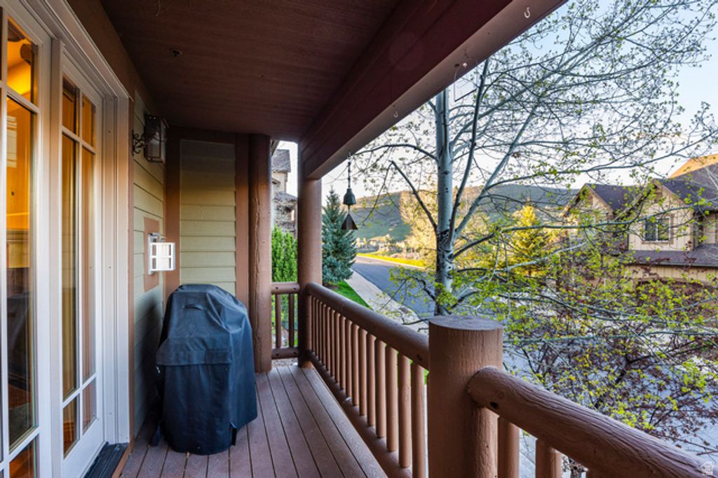 Image 44 of property listing at 3033 CANYON LINKS DR, Park City, UT 84098