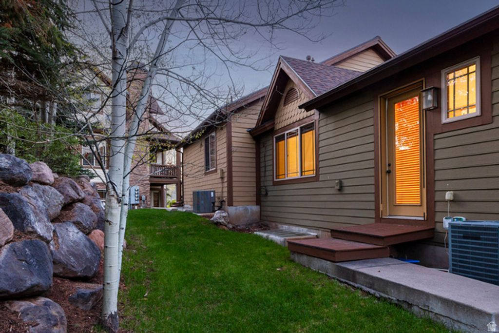 Image 49 of property listing at 3033 CANYON LINKS DR, Park City, UT 84098