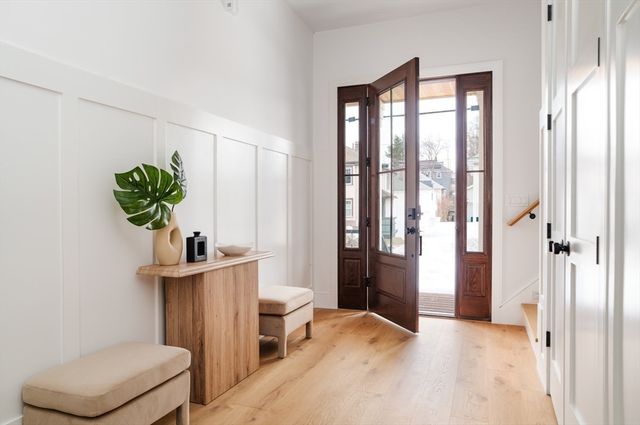 712 Watertown Street 712, Newton, MA 02460