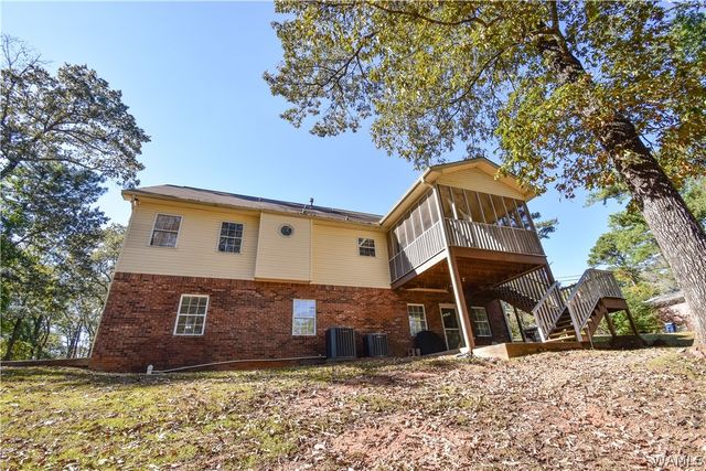 4911 Dove Creek, Northport, AL 35473
