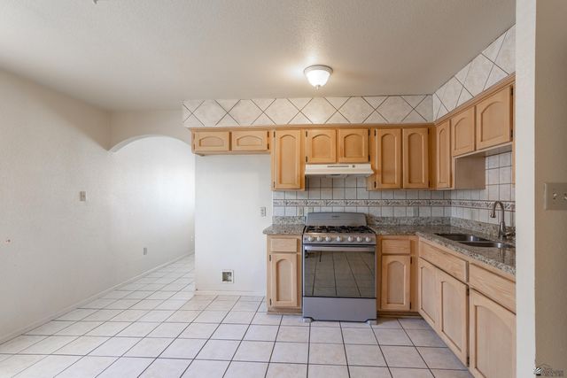 1506 N Nydia Ave, San Luis, AZ 85336