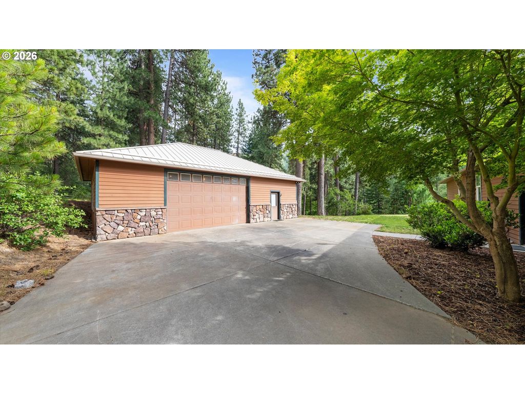 Image 38 of property listing at 1135 N Touchet, Dayton, WA 99328