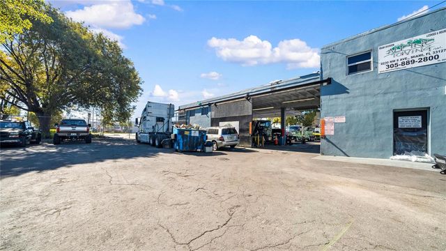 820 NW 23rd Street, Miami, FL 33127
