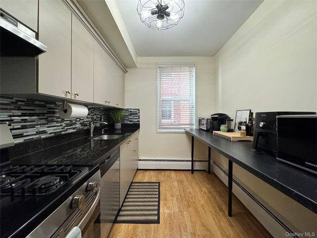 210 E Broadway 5A, Long Beach, NY 11561