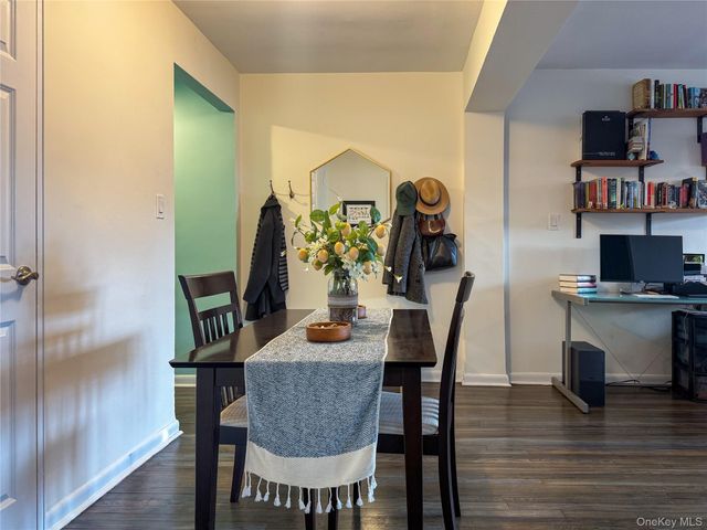 210 E Broadway 5A, Long Beach, NY 11561