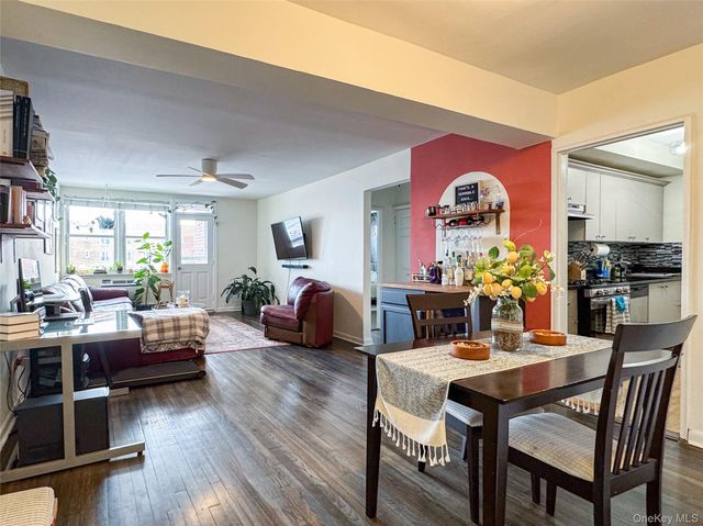 210 E Broadway 5A, Long Beach, NY 11561