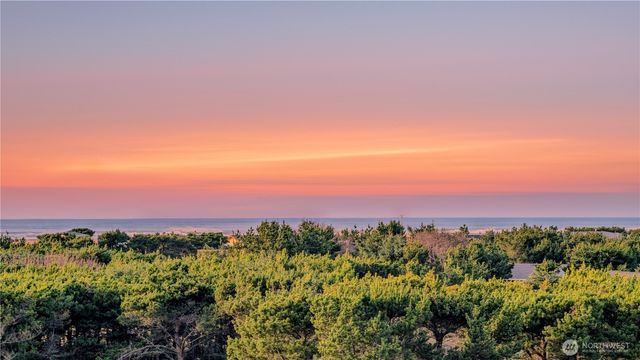 30904 M Place, Ocean Park, WA 98640