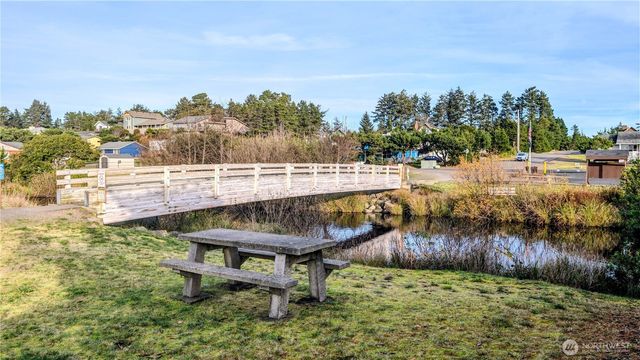 30904 M Place, Ocean Park, WA 98640