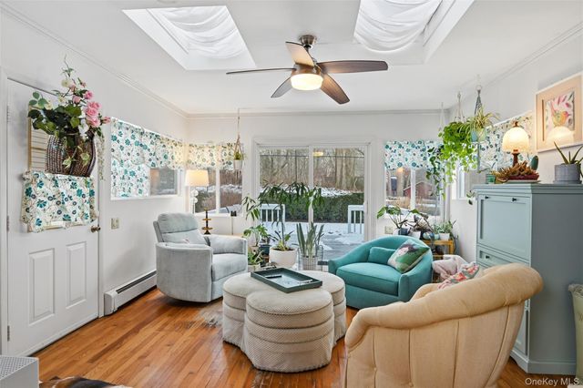 36 Oak Lane, Wading River, NY 11792