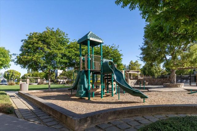 18524 Poppy Jasper Lane, Morgan Hill, CA 95037