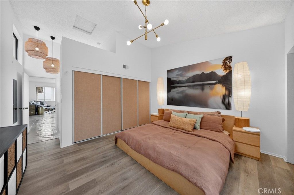 Image 17 of property listing at 16211 Downey Ave. 65, Paramount, CA 90723