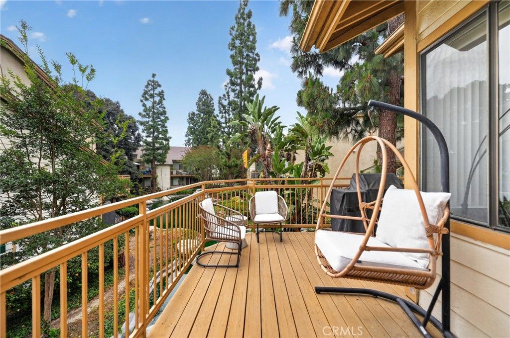 Image 20 of property listing at 16211 Downey Ave. 65, Paramount, CA 90723