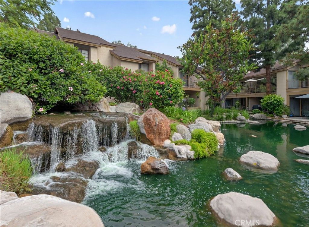 Image 22 of property listing at 16211 Downey Ave. 65, Paramount, CA 90723