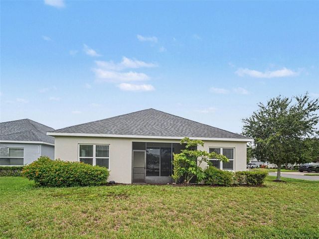 7521 RIDGELAKE CIRCLE, Bradenton, FL 34203