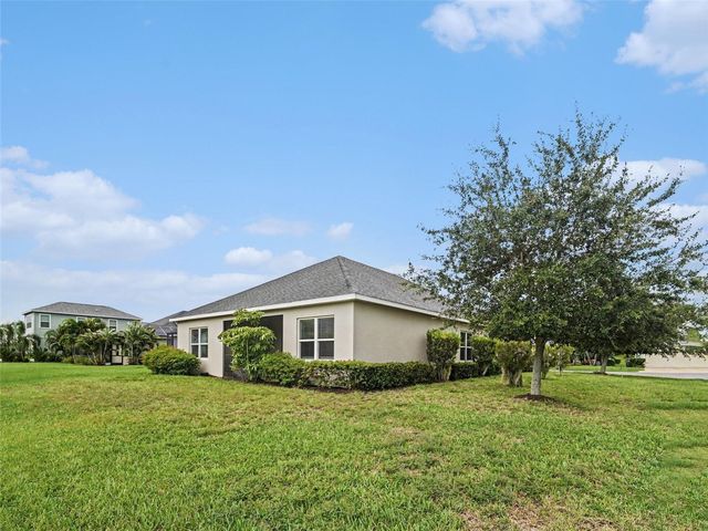 7521 RIDGELAKE CIRCLE, Bradenton, FL 34203