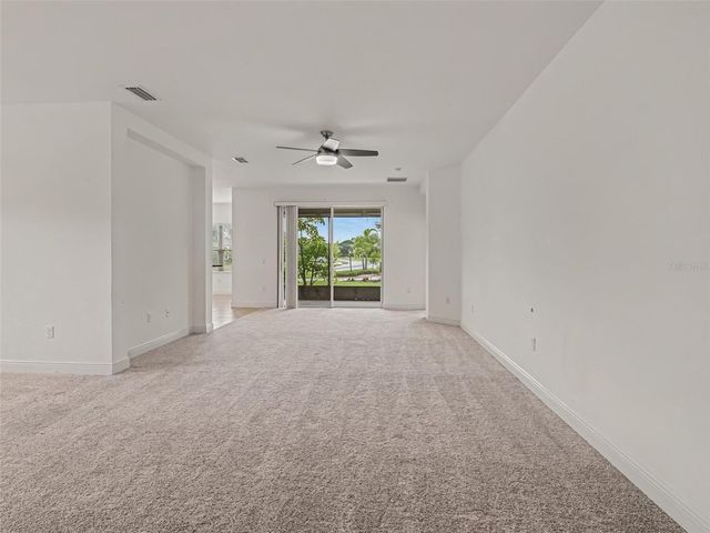 7521 RIDGELAKE CIRCLE, Bradenton, FL 34203