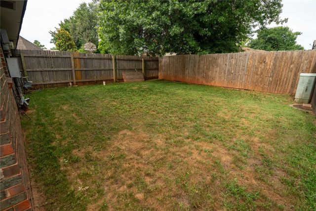 6429 N Peniel Avenue, Oklahoma City, OK 73132